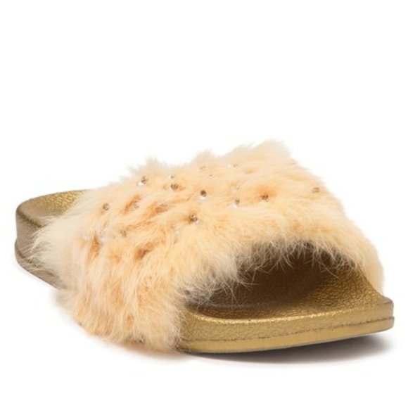 Chase & Chloe Furry Faux Fur Slides - Picture 1 of 7